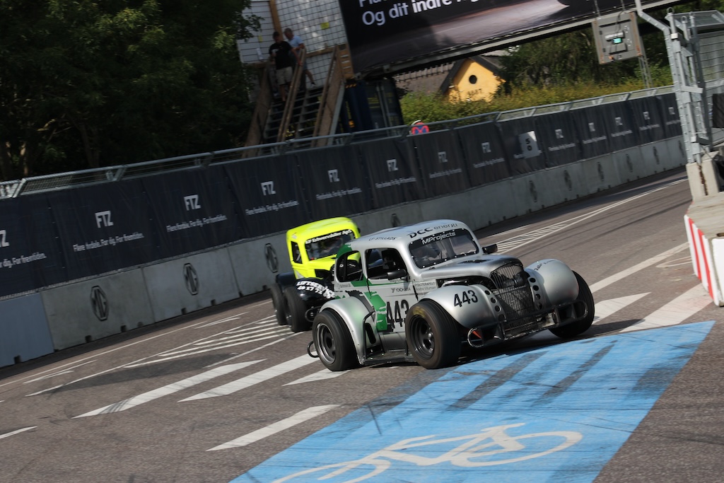 Magnus Petersen i Chevrolet 37 Sedan Silvermissile
(Foto: Motorsporten.dk)